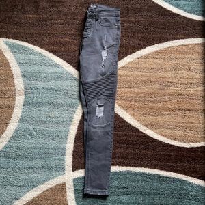 Black Ripped Skinny Jeans